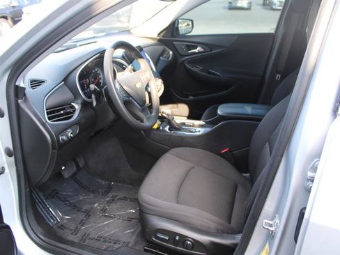 Used 2022 Chevrolet Malibu LT image 18