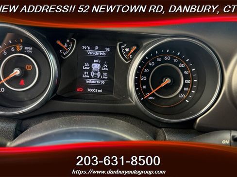 Used 2018 Jeep Wrangler Unlimited Sport S AWD/4WD image 21