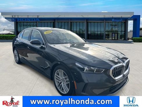 Used 2024 BMW 530i xDrive w/ Premium Package AWD/4WD image 1