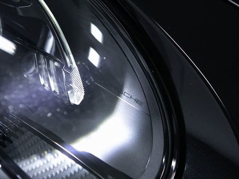 Certified 2025 Porsche 911 Carrera image 30