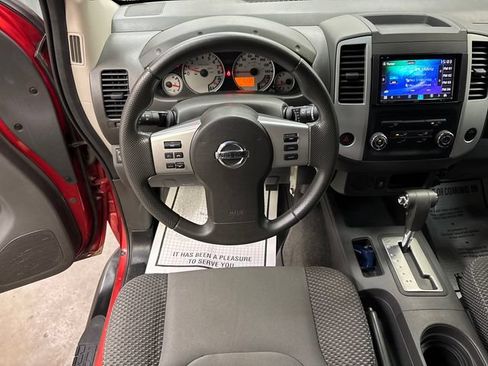 Used 2017 Nissan Frontier Desert Runner RWD image 13