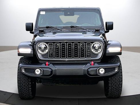 Certified 2024 Jeep Wrangler Unlimited Rubicon w/ Convenience Group image 3