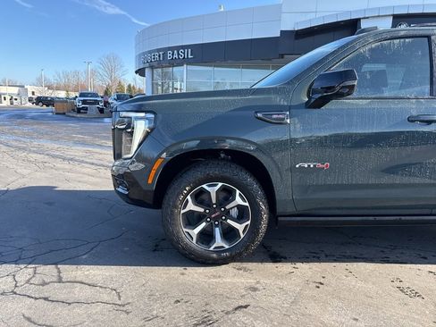 New 2026 GMC Yukon AT4 image 5