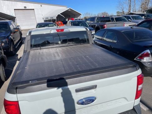 Used 2022 Ford Maverick Lariat w/ Lariat Luxury Package image 4