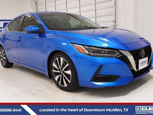 Used 2020 Nissan Sentra SV w/ SV Premium Package FWD image 3