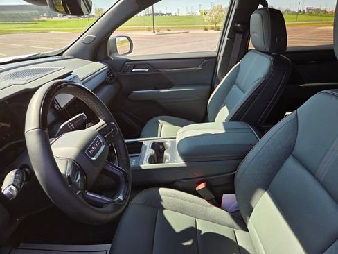 Used 2026 GMC Acadia AT4 w/ Super Cruise Package AWD/4WD image 13