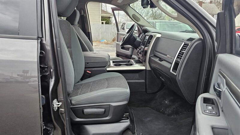 Used 2018 RAM 1500 Big Horn AWD/4WD image 24
