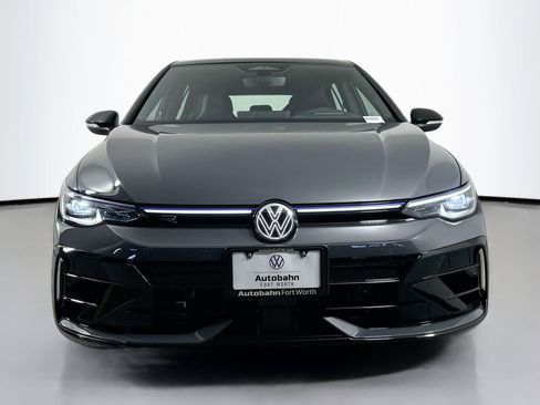 New 2026 Volkswagen Golf 2.0T image 2