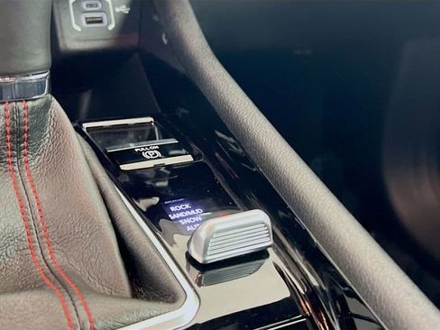 Used 2023 Jeep Compass Trailhawk image 17