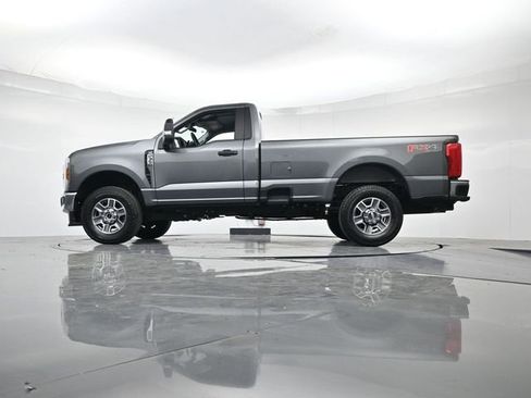 Used 2025 Ford F350 XLT w/ FX4 Off-Road Package AWD/4WD image 33
