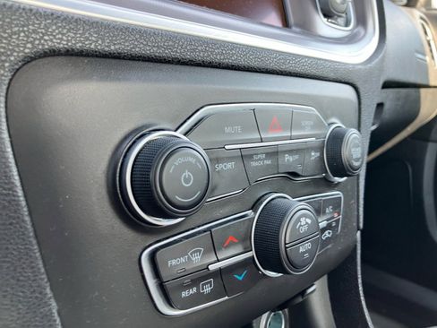Used 2022 Dodge Charger R/T RWD image 21