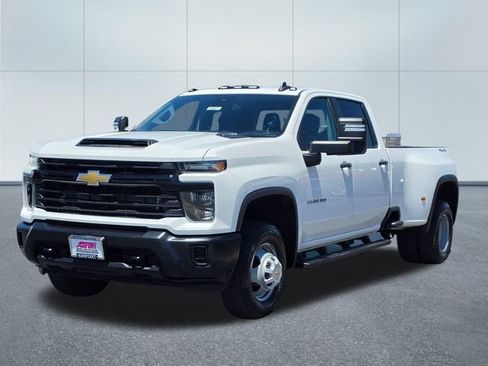 Used 2024 Chevrolet Silverado 3500 W/T AWD/4WD image 1