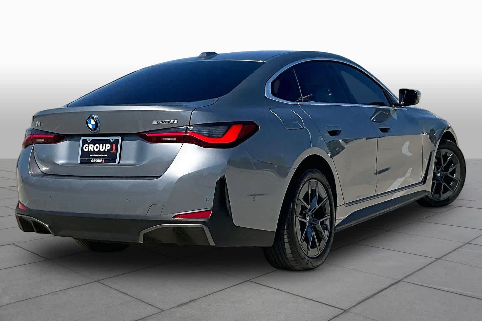 Used 2024 BMW i4 eDrive35 w/ Premium Package RWD image 12