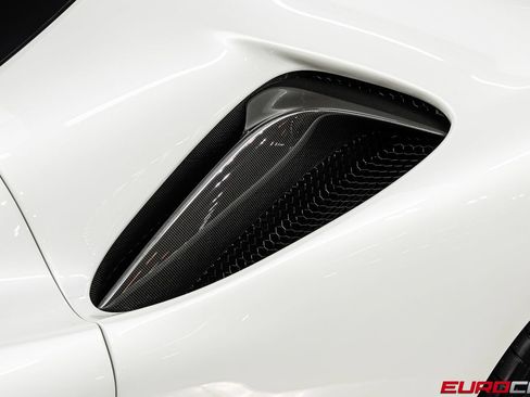 Used 2023 Ferrari SF90 Stradale AWD/4WD image 18