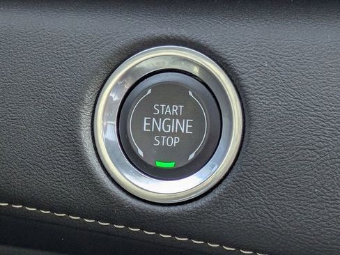 Certified 2024 Cadillac Escalade Sport w/ LPO, ONYX Package AWD/4WD image 34