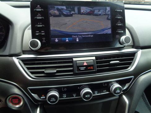 Used 2021 Honda Accord LX image 38