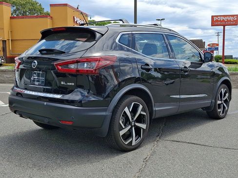 Certified 2022 Nissan Rogue Sport SL AWD/4WD image 8