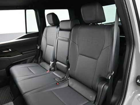 Used 2024 Lexus GX 550 AWD/4WD image 24