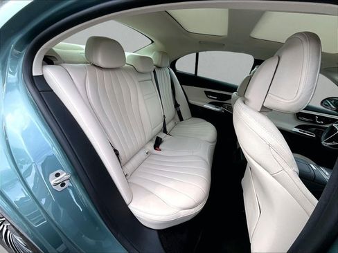 Used 2024 Mercedes-Benz E 350 4MATIC Sedan image 29