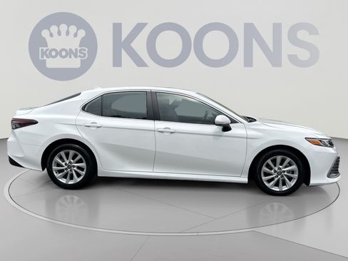 Used 2024 Toyota Camry LE FWD image 8