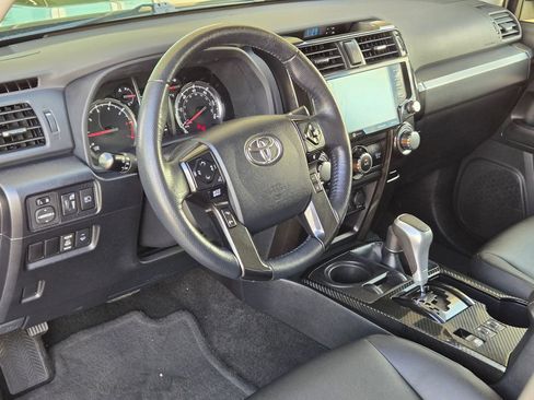 Used 2024 Toyota 4Runner TRD Off-Road Premium AWD/4WD image 10