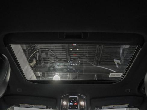 New 2025 Jeep Grand Cherokee Altitude image 26