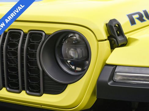 Used 2024 Jeep Wrangler Unlimited Rubicon 4xe image 26
