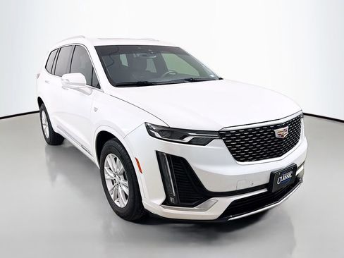 Used 2024 Cadillac XT6 Luxury AWD/4WD image 1