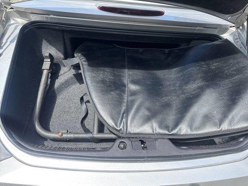 Used 2004 Ford Thunderbird Deluxe image 24