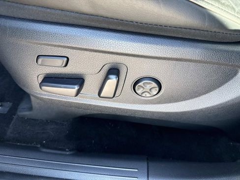 Used 2022 Hyundai Palisade Calligraphy image 19