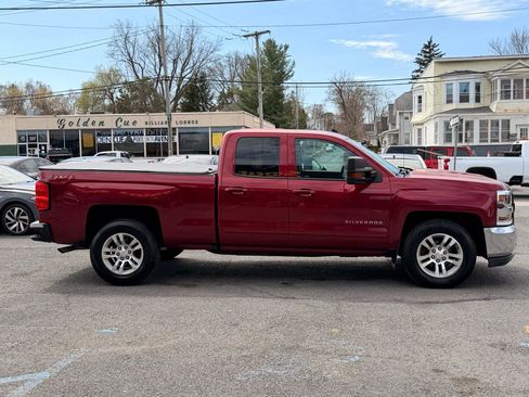 Used 2018 Chevrolet Silverado 1500 LT w/ Max Trailering Package image 4