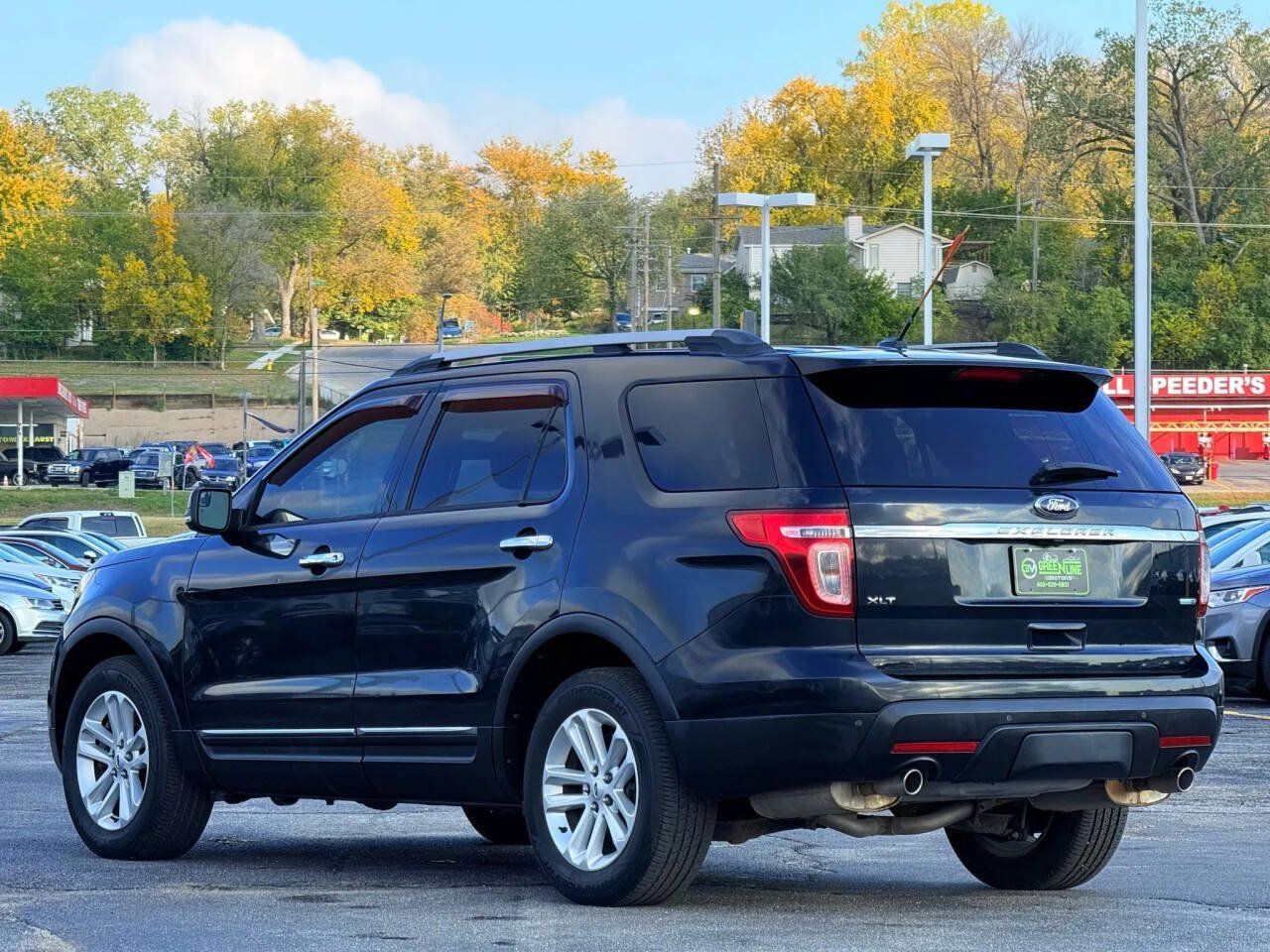 Used 2013 Ford Explorer XLT AWD/4WD image 2