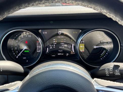 Used 2023 Jeep Wrangler Unlimited Sahara w/ Cold Weather Group image 25