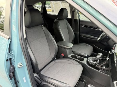 Certified 2025 Kia Seltos S FWD image 33