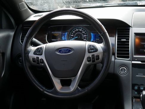 Used 2013 Ford Taurus Limited image 16