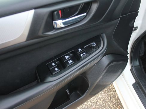 Used 2015 Subaru Legacy 2.5i Premium image 29