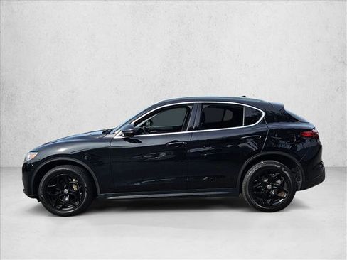 Used 2019 Alfa Romeo Stelvio AWD image 5