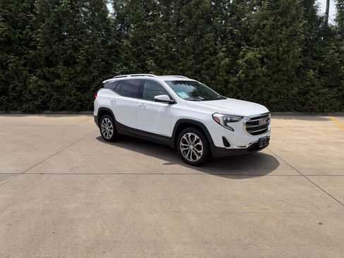 Used 2019 GMC Terrain SLT w/ Preferred Package AWD/4WD image 1