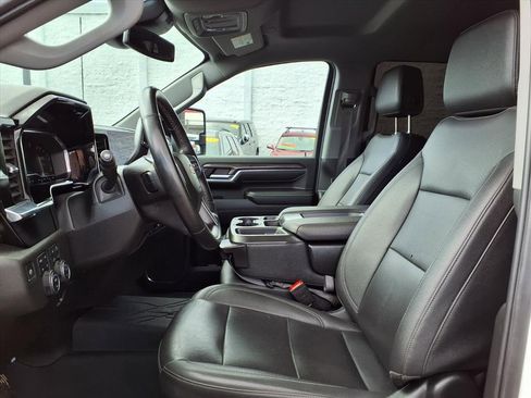 Used 2024 Chevrolet Silverado 2500 LTZ image 14