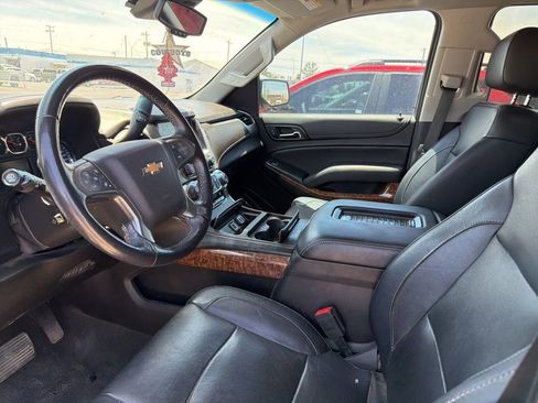 Used 2019 Chevrolet Tahoe Premier w/ RST 6.2L Performance Edition AWD/4WD image 6