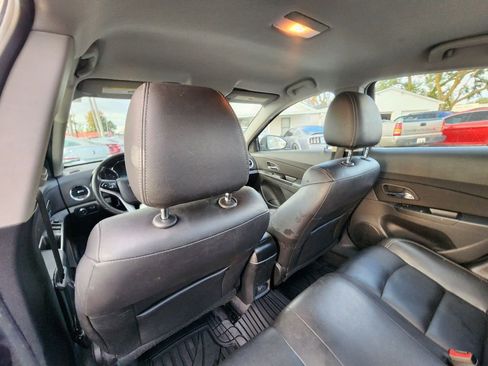 Used 2013 Chevrolet Cruze LTZ image 17