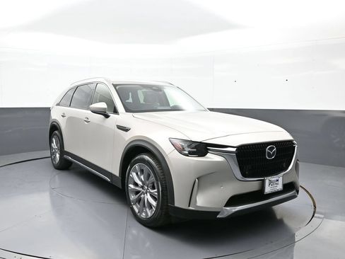 Used 2024 MAZDA CX-90 3.3 Turbo w/ Premium Package AWD/4WD image 3