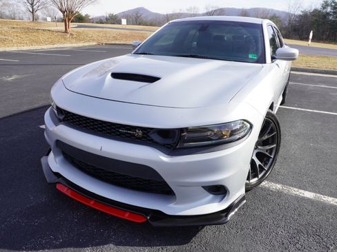 Used 2020 Dodge Charger Scat Pack w/ Plus Group image 7