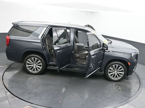 Used 2021 GMC Yukon Denali w/ Denali Premium Package image 68