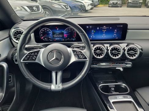 Used 2025 Mercedes-Benz CLA 250 image 14