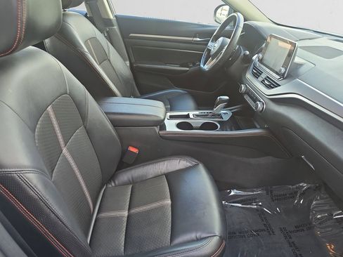Used 2024 Nissan Altima 2.5 SR image 15