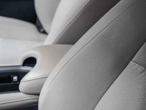 Used 2022 Honda HR-V EX image 20