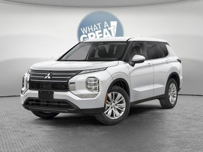 New 2026 Mitsubishi Outlander ES