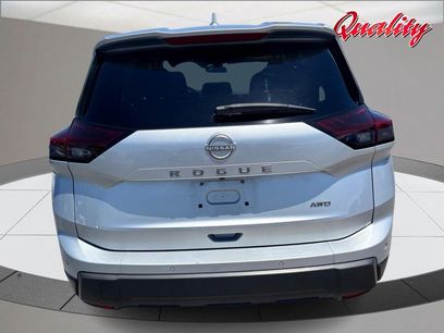 Used 2025 Nissan Rogue SV
