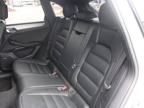 Certified 2017 Porsche Macan GTS image 37